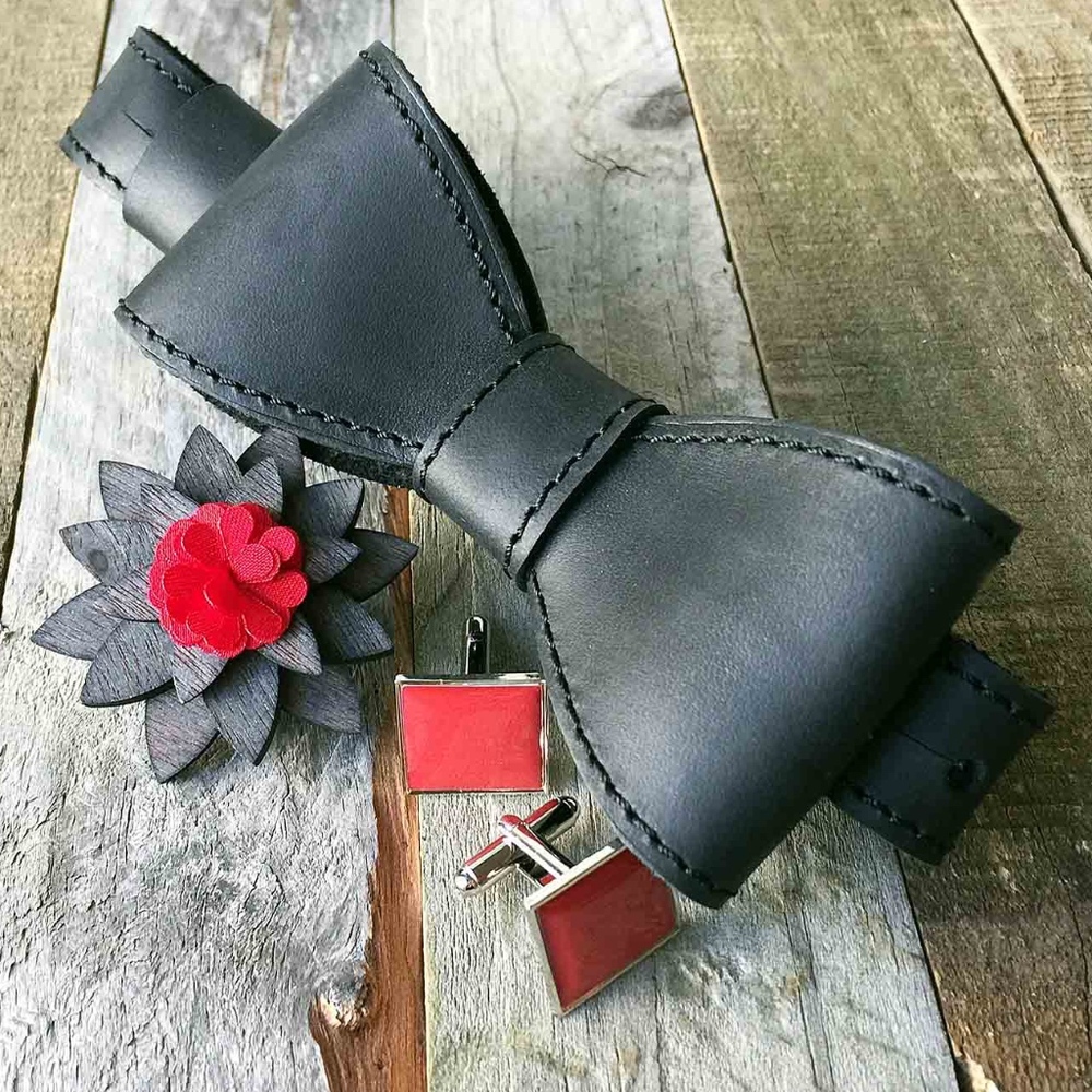 Men's Leather Bow Tie